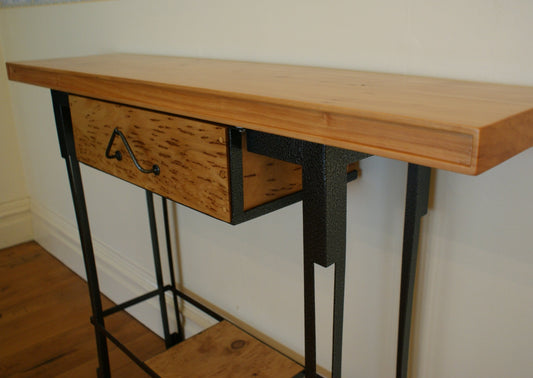 Mottled & Straight Grained Macrocarpa Side Table